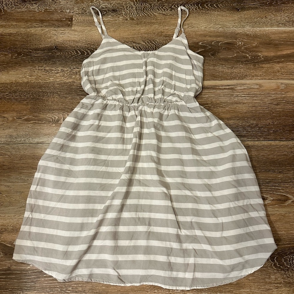 LC Lauren Conrad White and Gray Spaghetti Strap Sundress